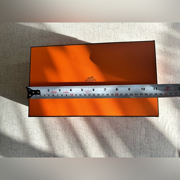 Luxury Brand Orange Box - Picture 5 of 8